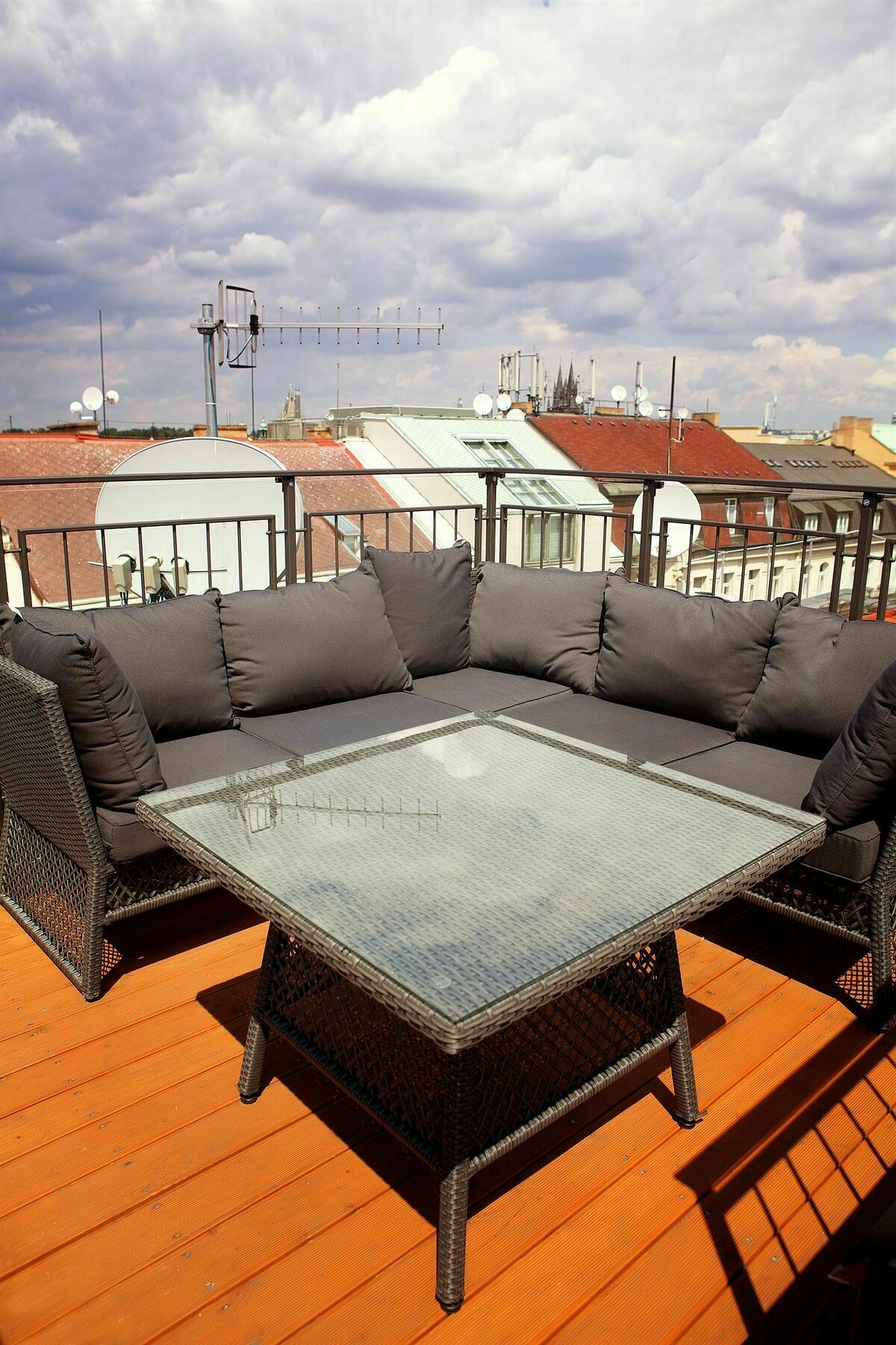 Jungmann Hotel Прага Экстерьер фото