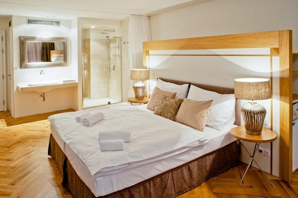Jungmann Hotel Прага Экстерьер фото